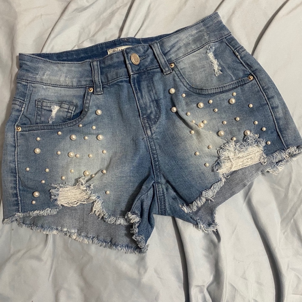 Mid-rise Denim shorts